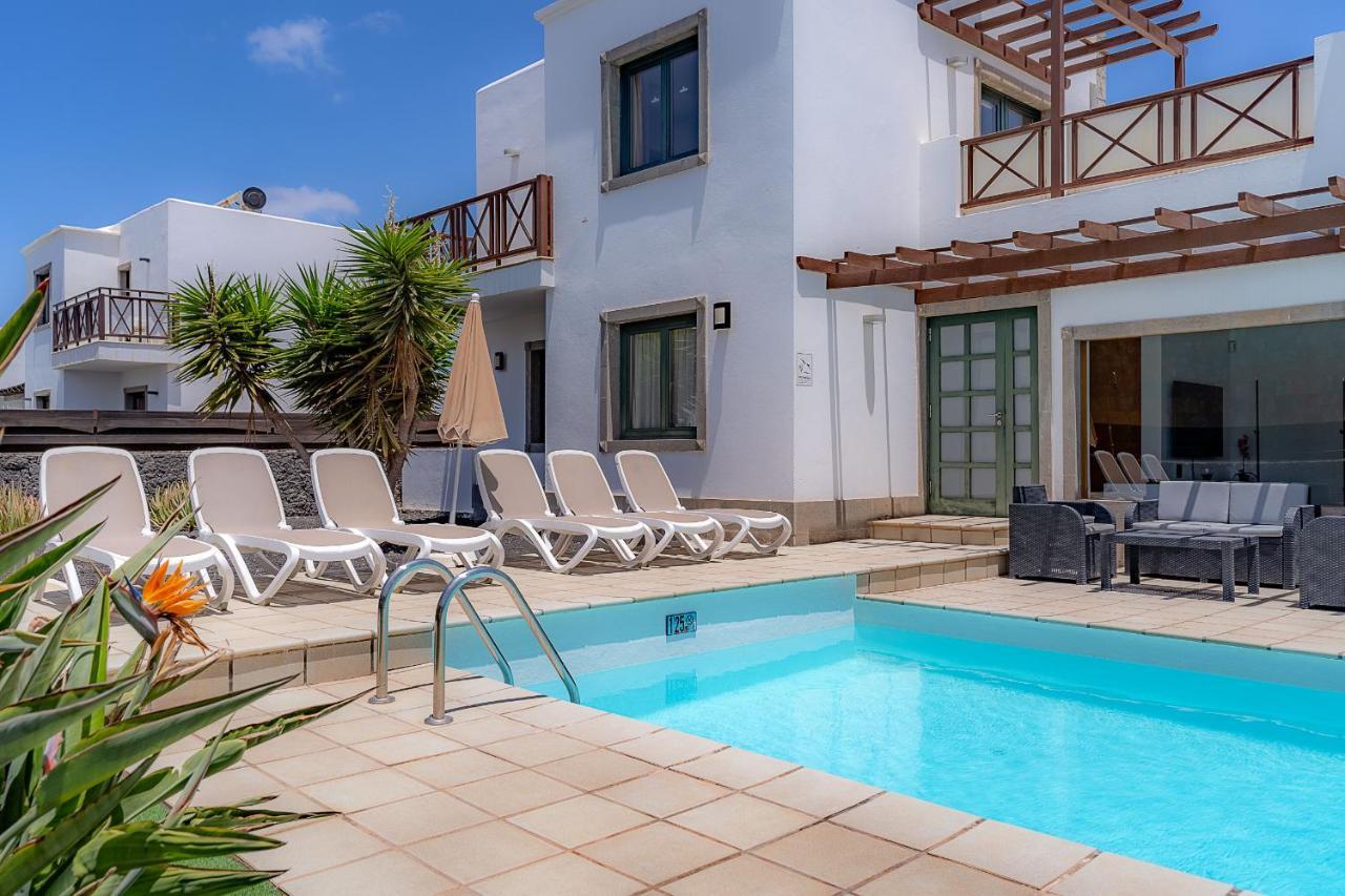 Villas Camelot By Escape Home Playa Blanca  Exteriör bild